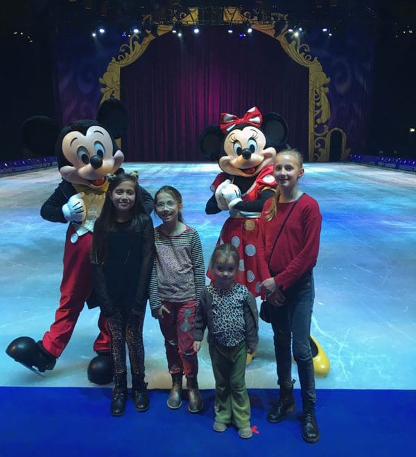 Jo-en-Co-Disney-On-Ice-1