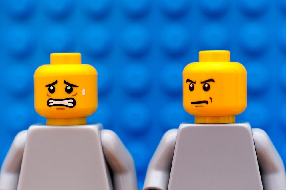 vriendelijk bedriegen Verbinding Wat gebeurt er als je LEGO inslikt? Deze wetenschappers weten het!